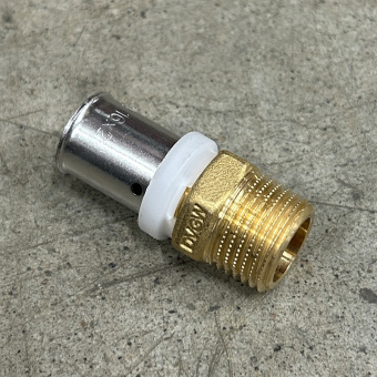 Муфта пресс-Н UNI-FITT 16х1/2"