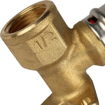 STOUT Угольник настенный с креплением короткий 1/2"х20 для металлопластиковых труб прессовой