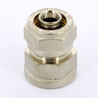 Муфта обжим-В никелированная UNI-FITT 16х1/2"