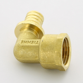 Угол аксиальный-В 16 х 1/2"