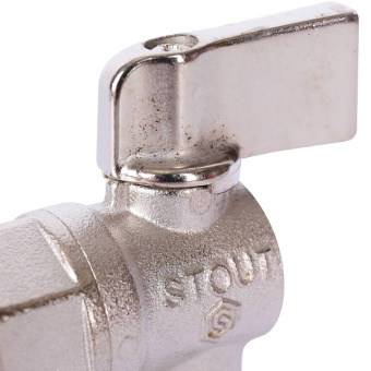 STOUT Кран шаровой угловой для бытовой техники 1/2" х 3/4"