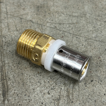 Муфта пресс-Н UNI-FITT 16х1/2"